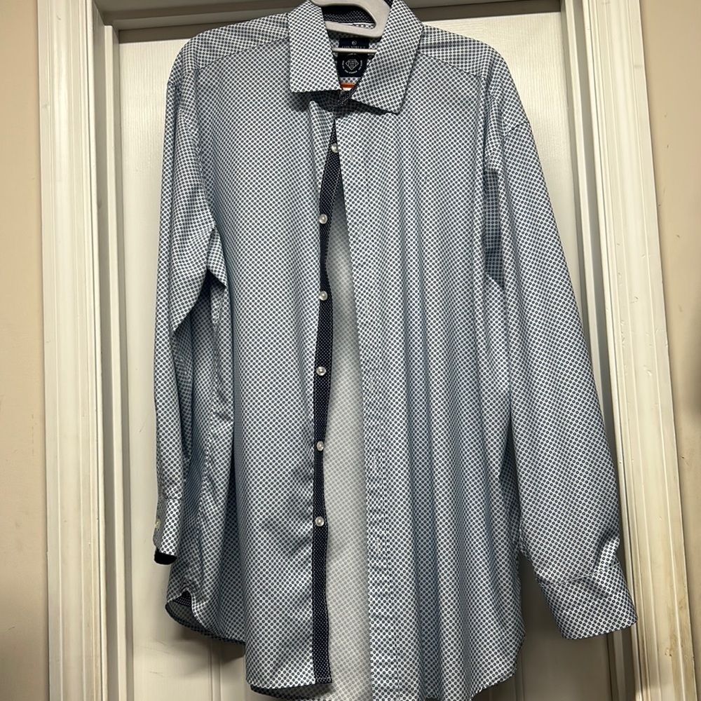 Men’s Dress Shirt - Picture 1 of 5